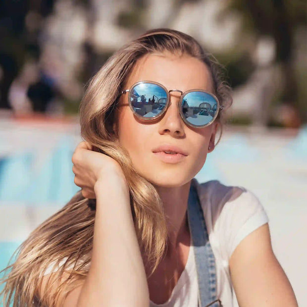 <h3><strong>Stylish Sunglasses</strong></h3>